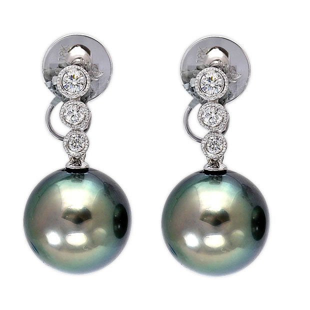 18k White Gold 9.75mm Black Pearl & 0.16tcw Diamond Earrings